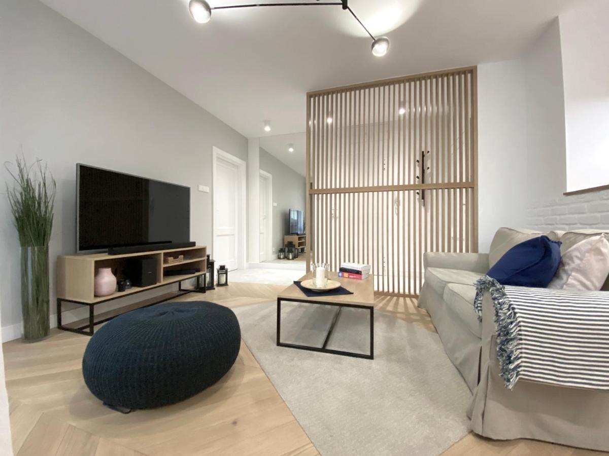 Mycherry - Old Town Apartment - Wiezienna 21C Βρότσλαβ Εξωτερικό φωτογραφία