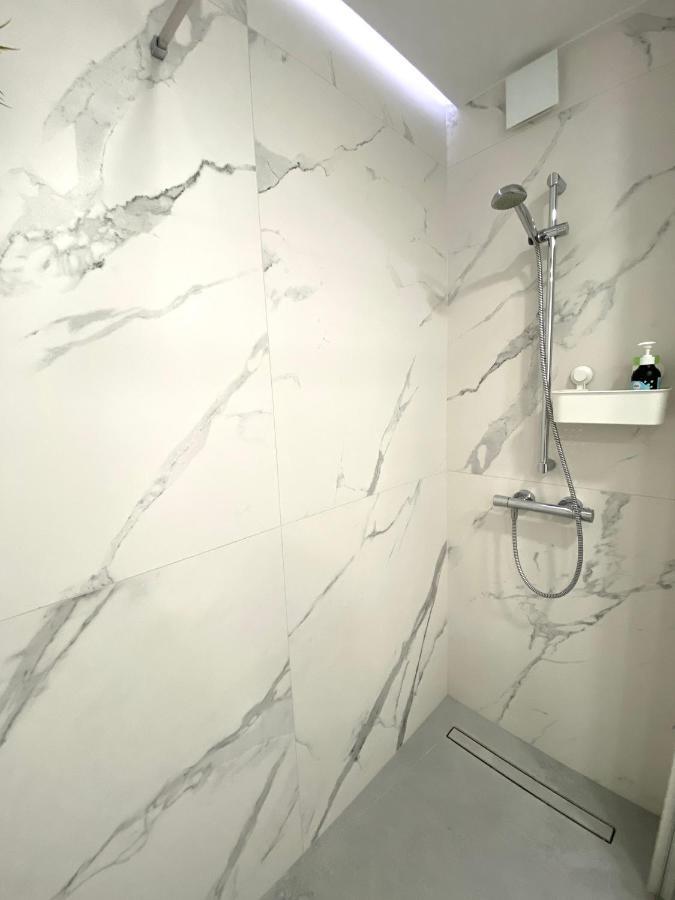 Mycherry - Old Town Apartment - Wiezienna 21C Βρότσλαβ Εξωτερικό φωτογραφία